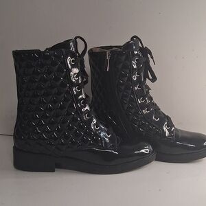 Sleek Black Quilted Lace-Up Boots